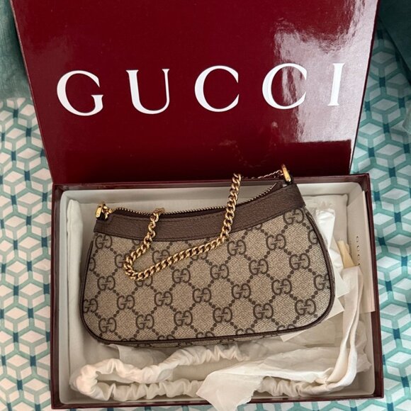 Gucci Handbags - Authentic Gucc Crossbody bag